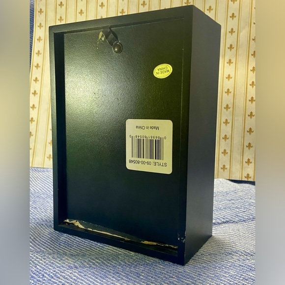 🍀 3/$15 Sleek Black Shadow Box for Coins/bills - Picture 3 of 6